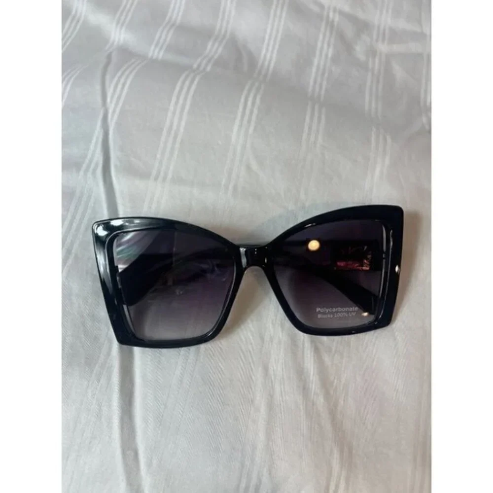 Purrfectly‎ Yours Cat Eye Frame Sunglasses Black